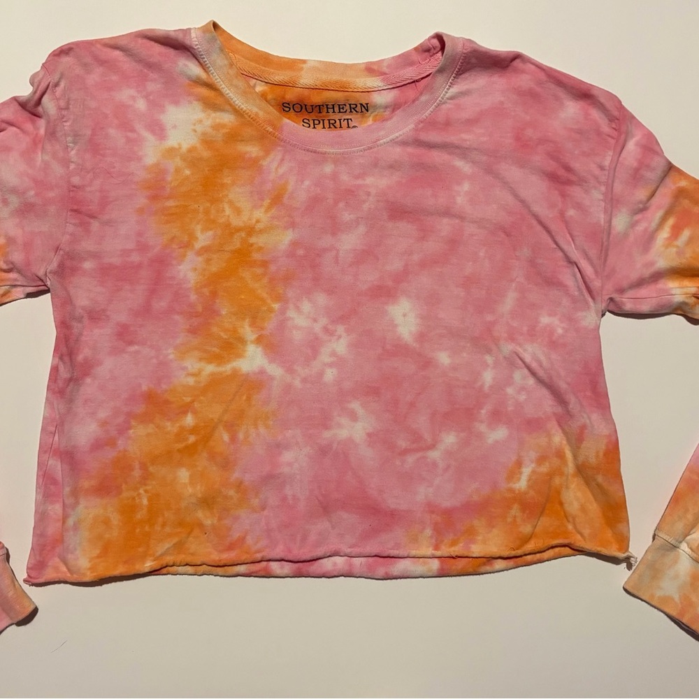 Southern Spirit Women's Tie-Dye Long Sleeve Top